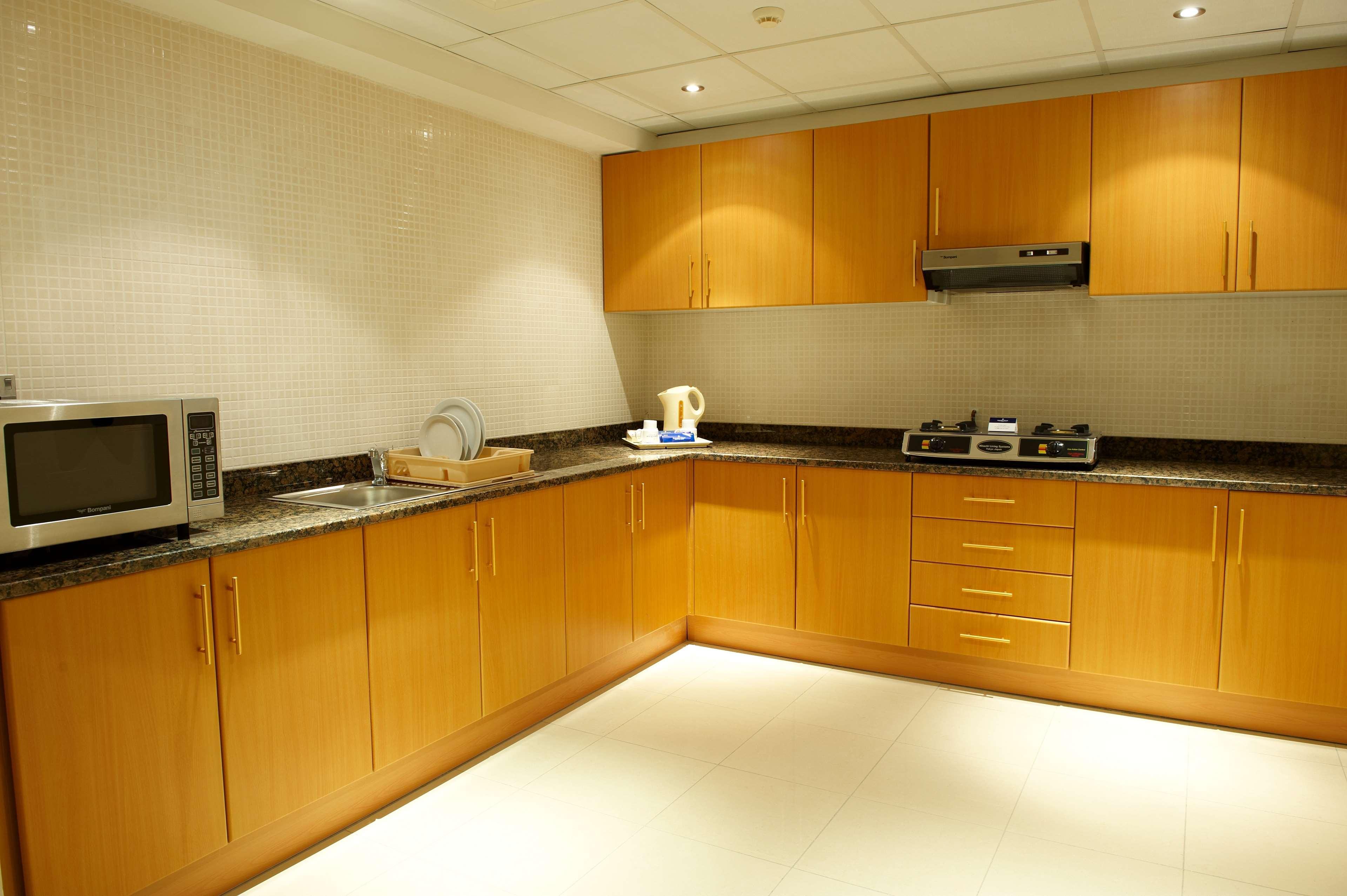 Golden Tulip Sharjah Aparthotel Kültér fotó