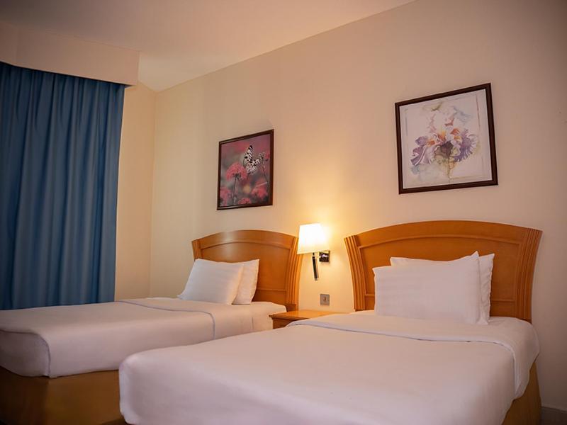 Golden Tulip Sharjah Aparthotel Kültér fotó